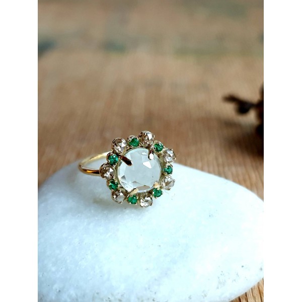 5 Octobre aukso žiedas su žaliu ametistu, smaragdais ir deimantais 